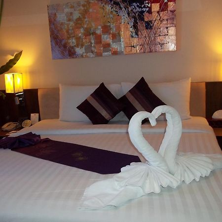 Paradiso Boutique Suites Bangkok Esterno foto