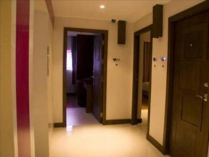 Paradiso Boutique Suites Bangkok Esterno foto