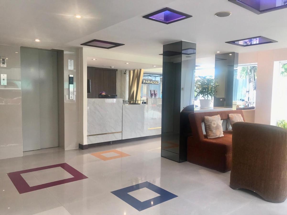 Paradiso Boutique Suites Bangkok Esterno foto