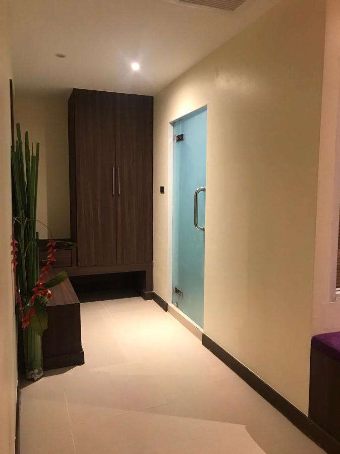 Paradiso Boutique Suites Bangkok Esterno foto