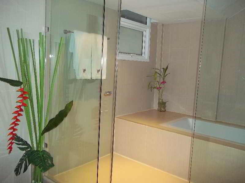 Paradiso Boutique Suites Bangkok Esterno foto