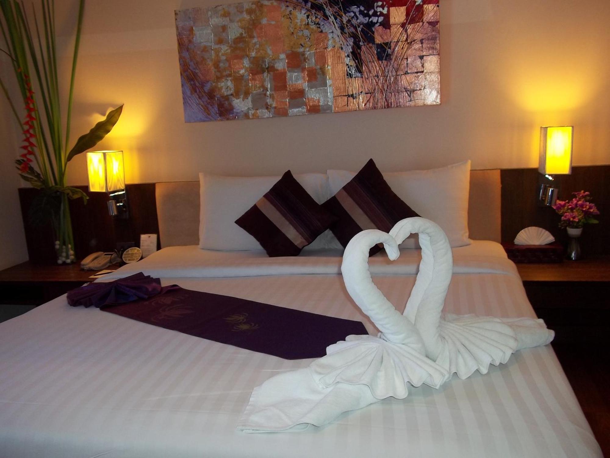 Paradiso Boutique Suites Bangkok Esterno foto